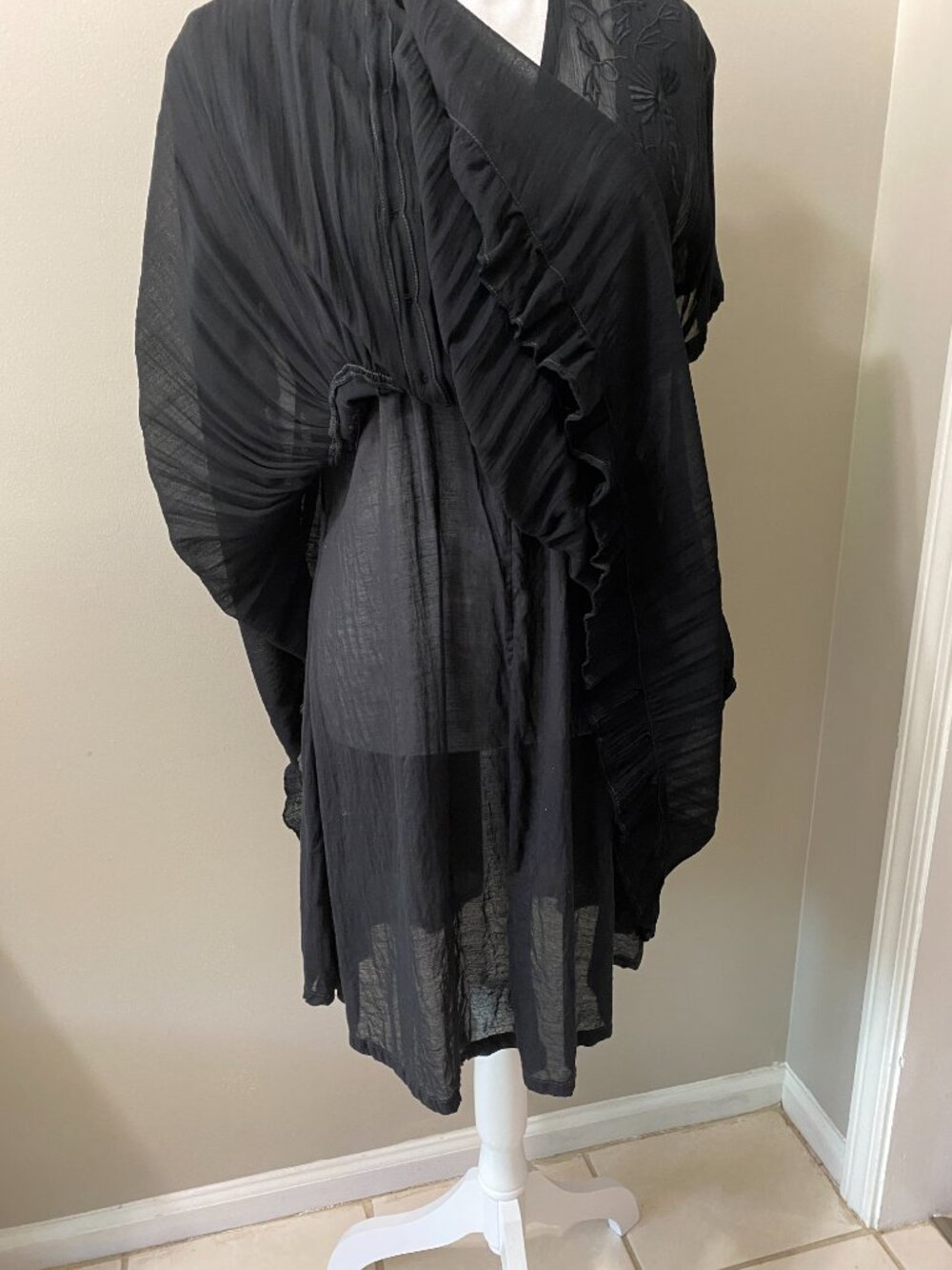 Vintage Sheer Black Embroidered Dress/Medium - Picture 4 of 8